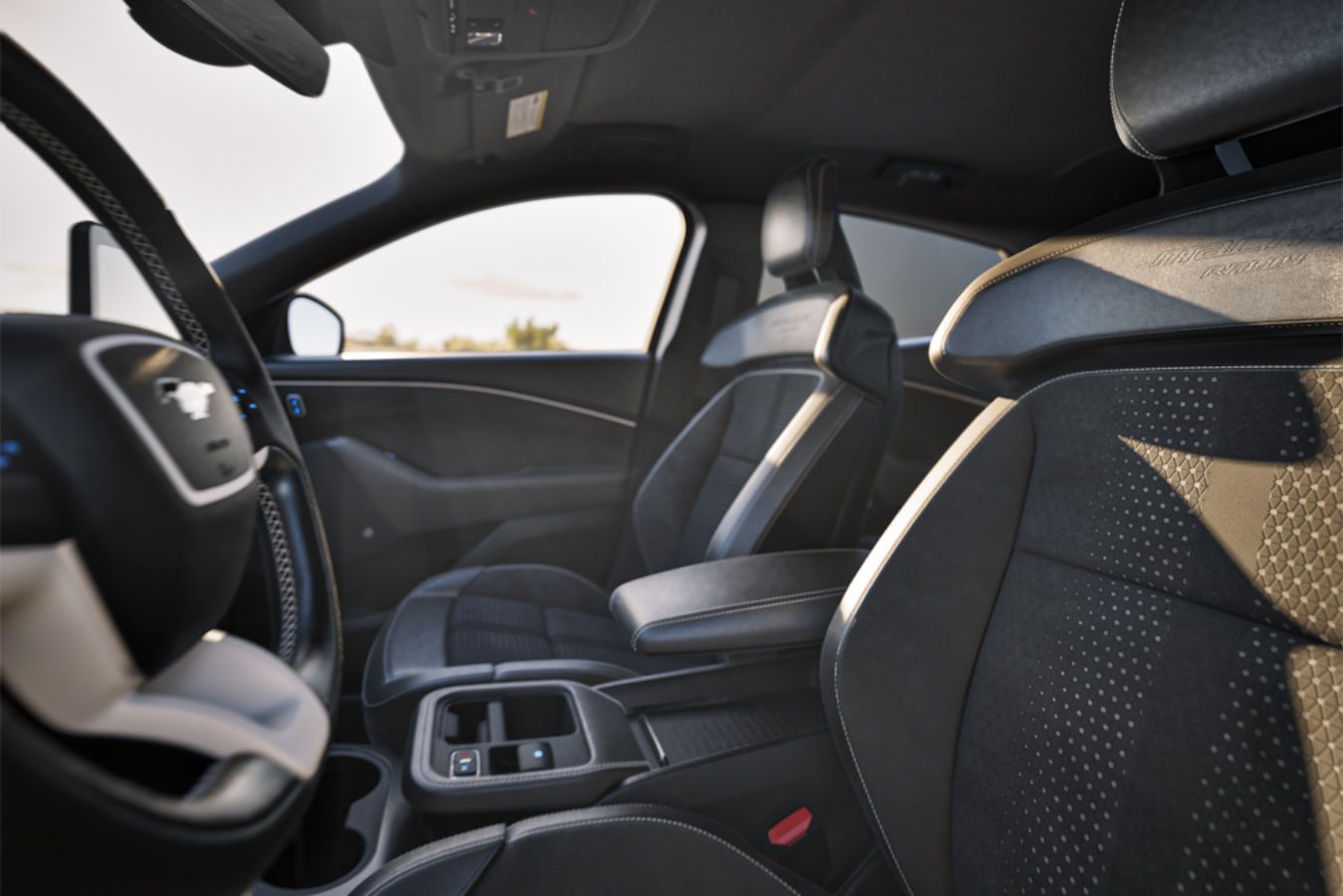 Ford Mustang Mach-E: Αναβαθμισμένη με έξτρα αυτονομία και τεχνολογίες  